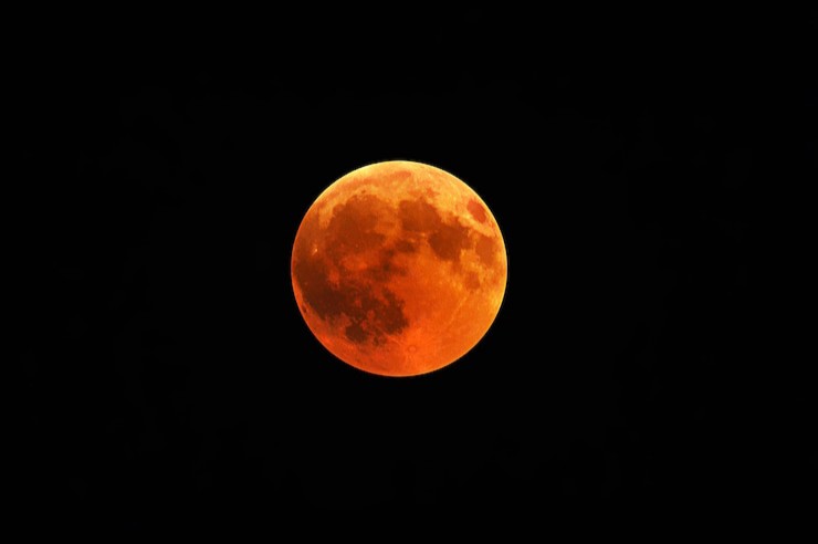 Luna Eclipse