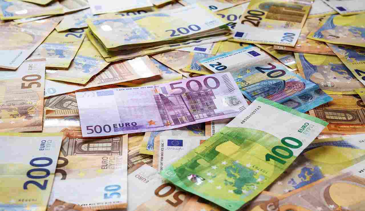 Banconote (Pixabay foto) - www.sciencecue.it