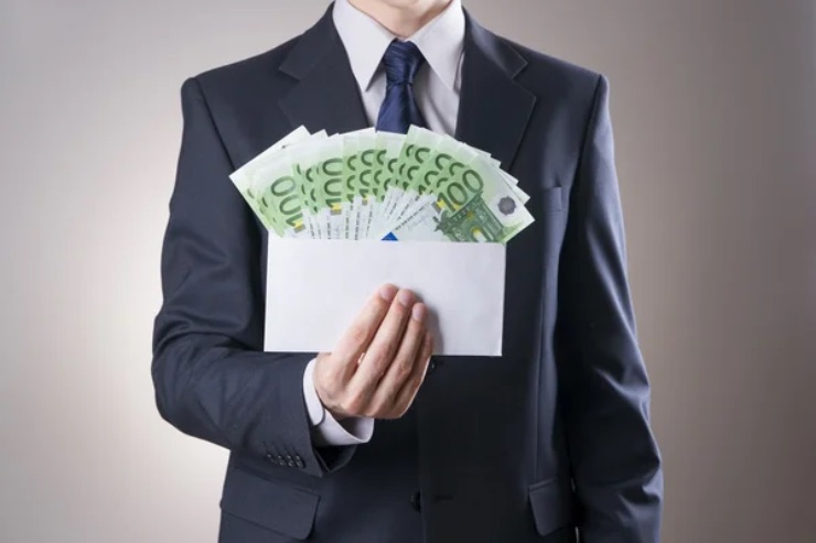 Lavoro ben pagato 