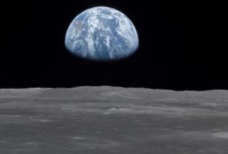 La Luna e la terra