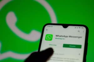 WhatsApp Dark Mode