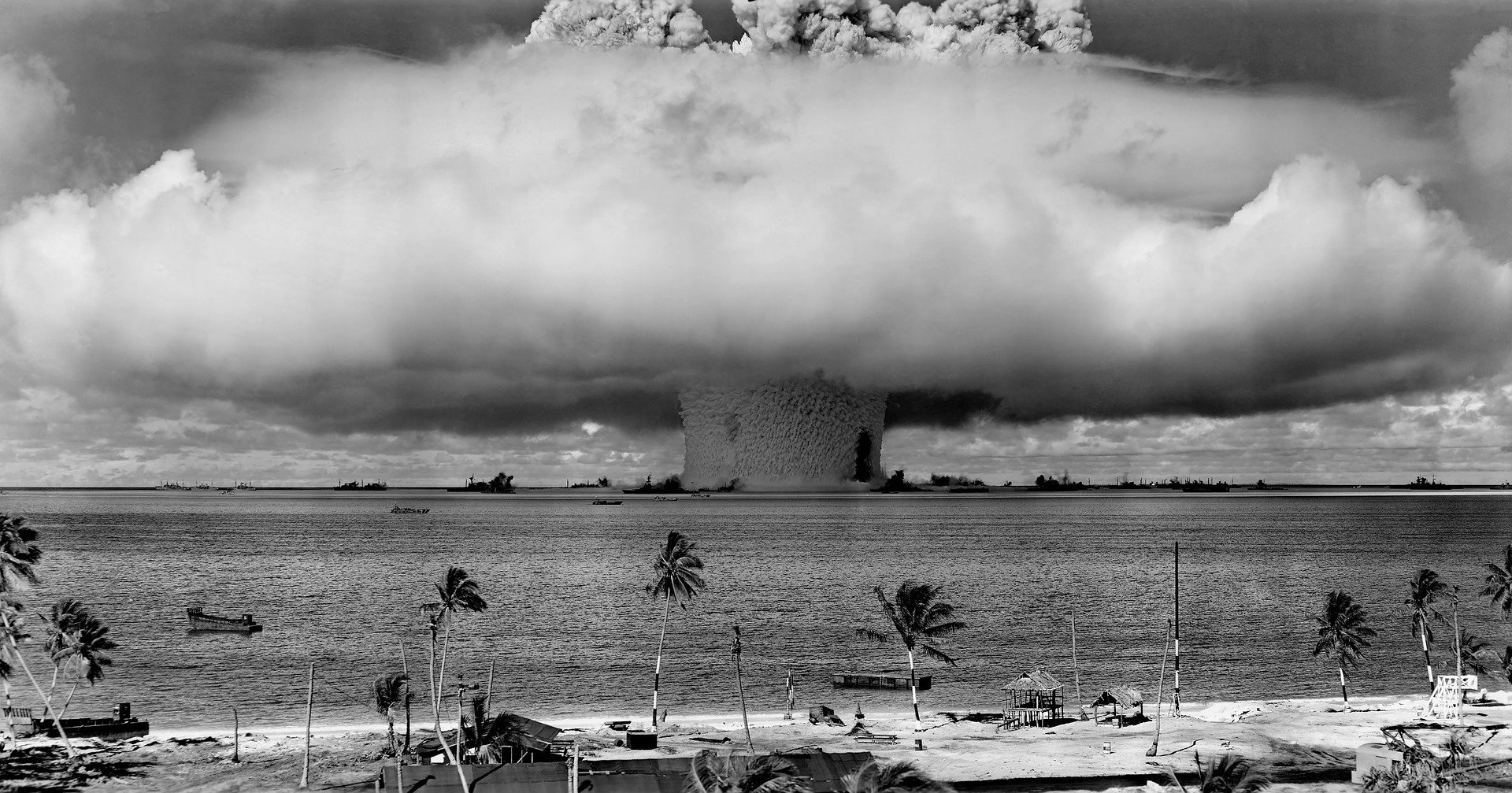 Effetti Della Bomba Atomica Sull'uomo E L'ambiente