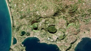 eruzione dei campi flegrei