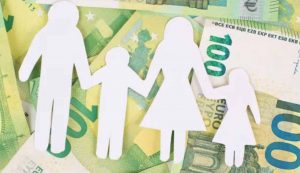 Famiglia e soldi (Depositphotos foto)
